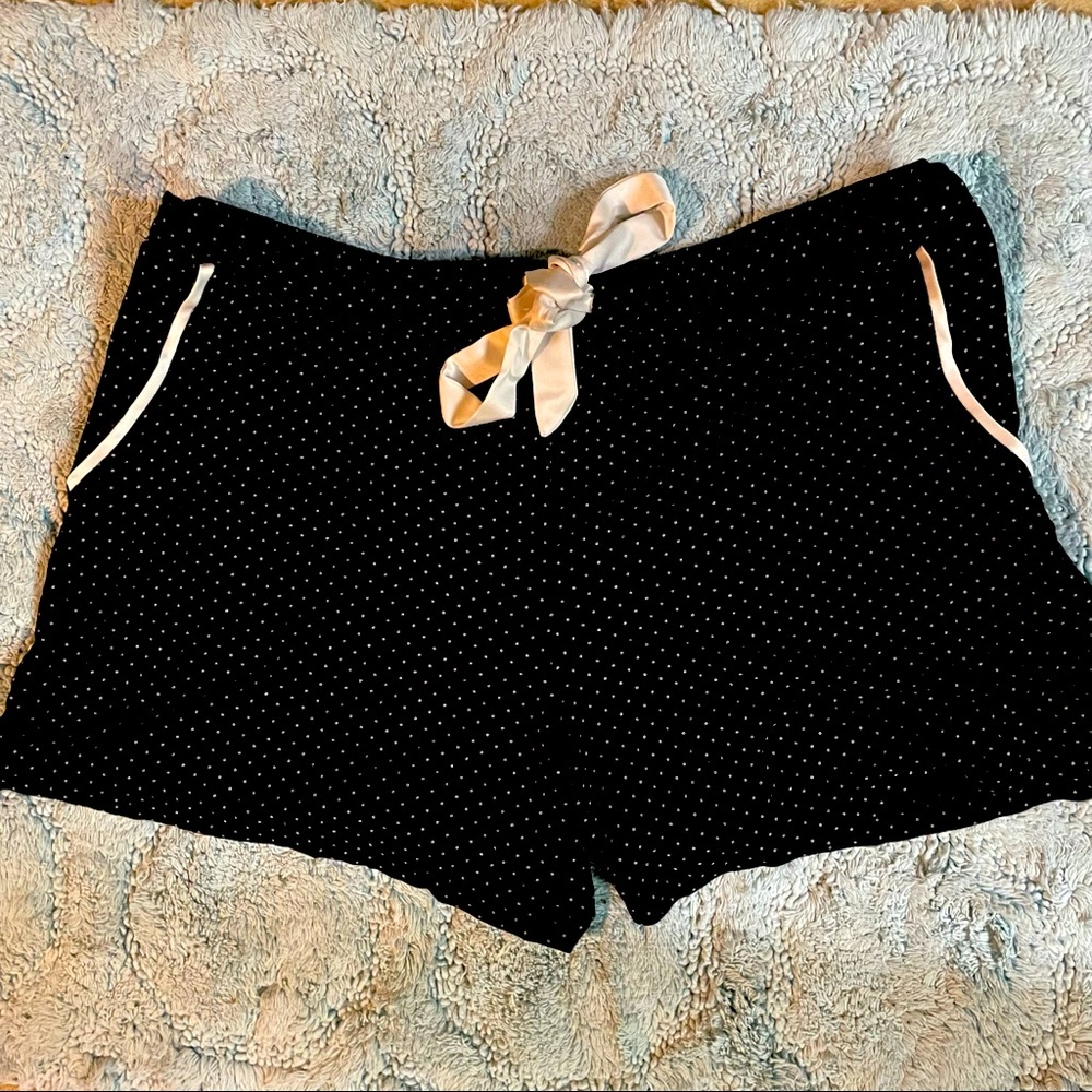 Soma cool nights sleep shorts - Size M, but fit like a L